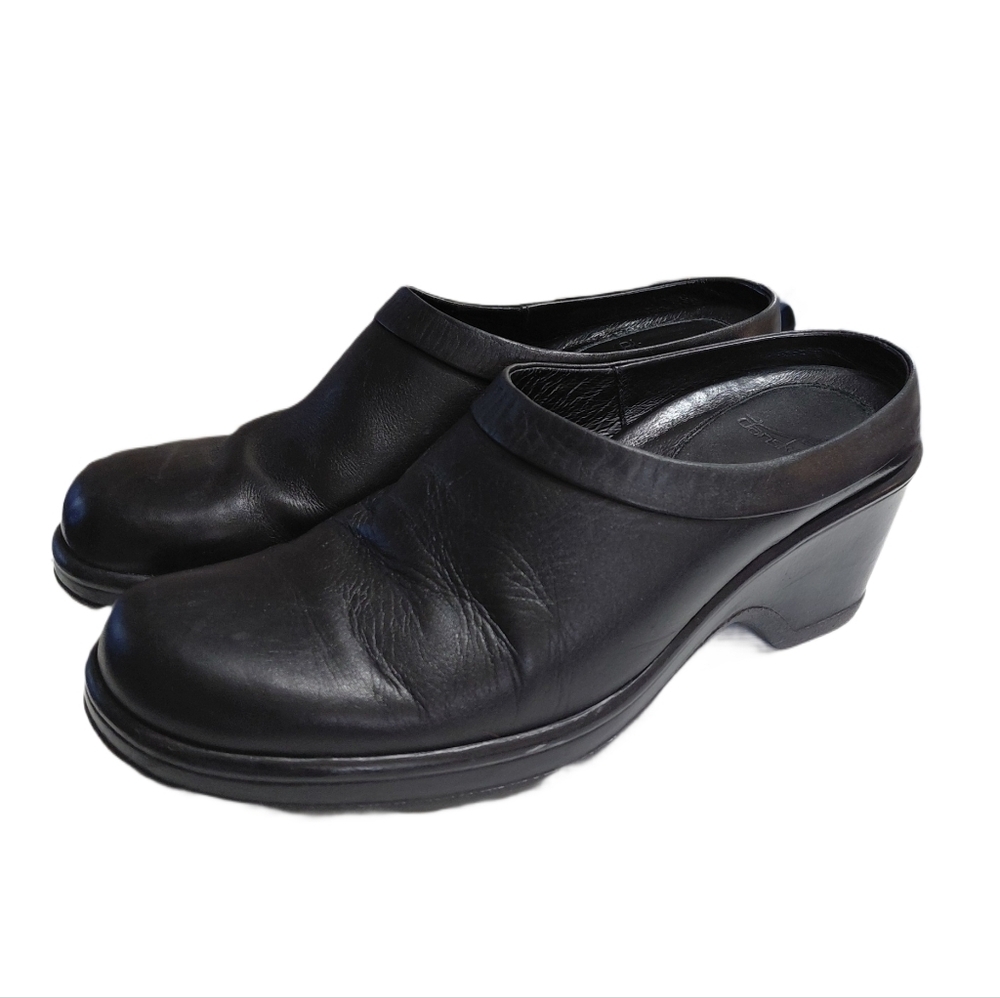 Dansko Black Leather Slip-On Mule Clogs Women's size 9 Sonja